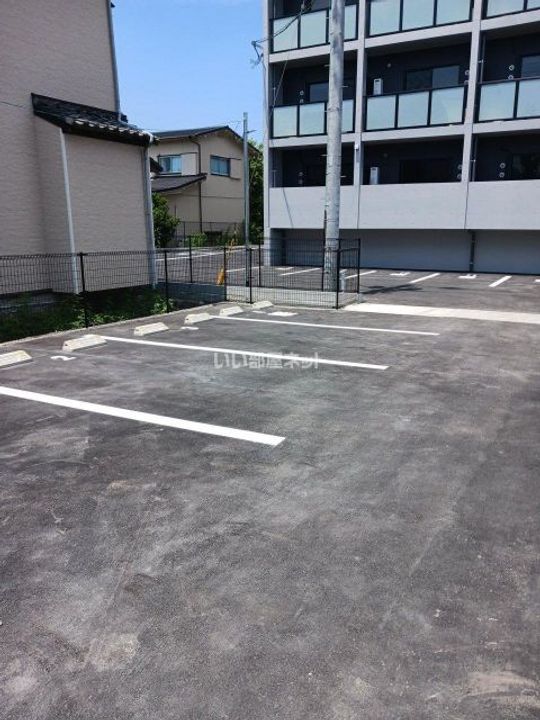 Ark Residence西田代の地図