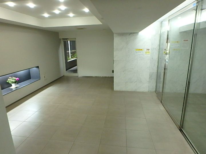 東京都板橋区南常盤台1(マンション)の賃貸物件の地図