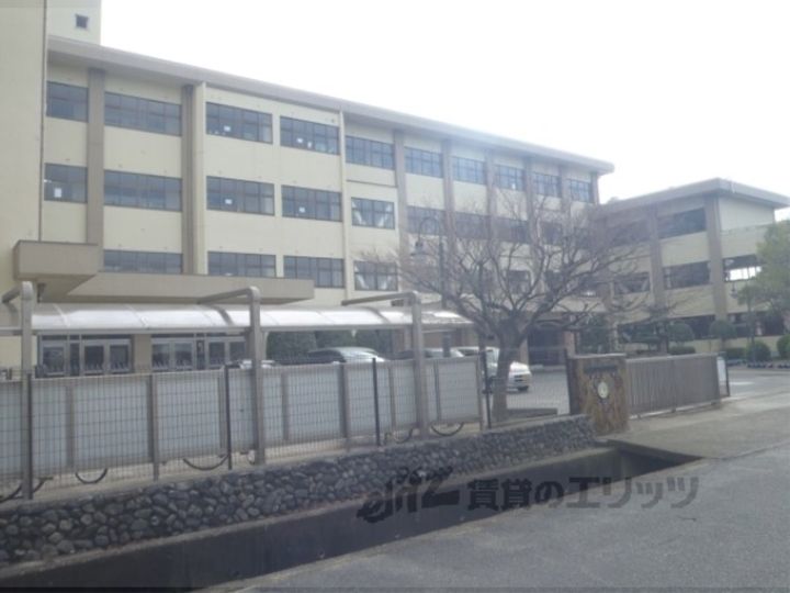 プチフルール千の周辺