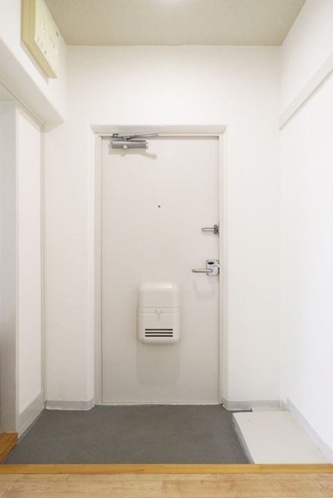 UR金剛の玄関