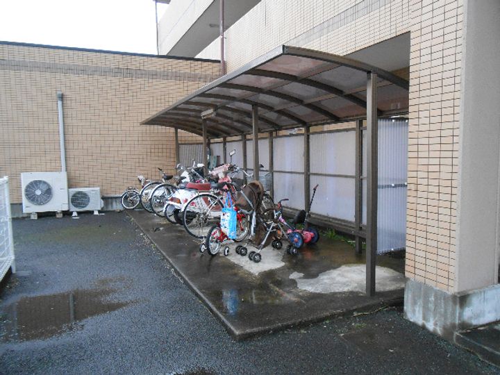 ルインズワタナベの地図