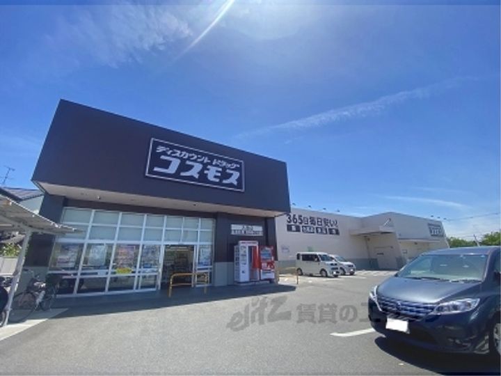 ウエストコミタリア3の周辺