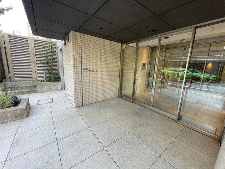 ジオ新宿百人町の地図