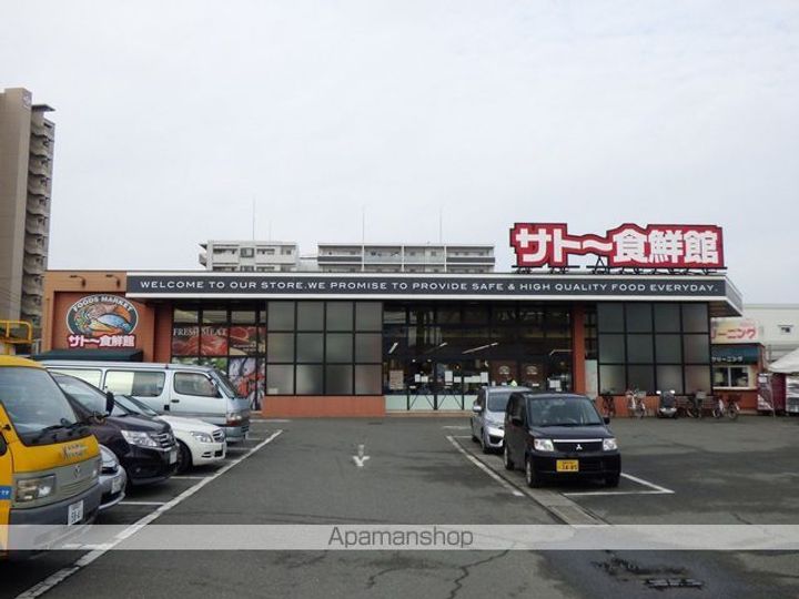 レジデンスコアの周辺