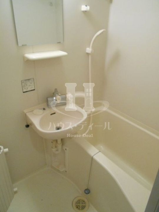 東京都板橋区小豆沢1の賃貸マンションの風呂