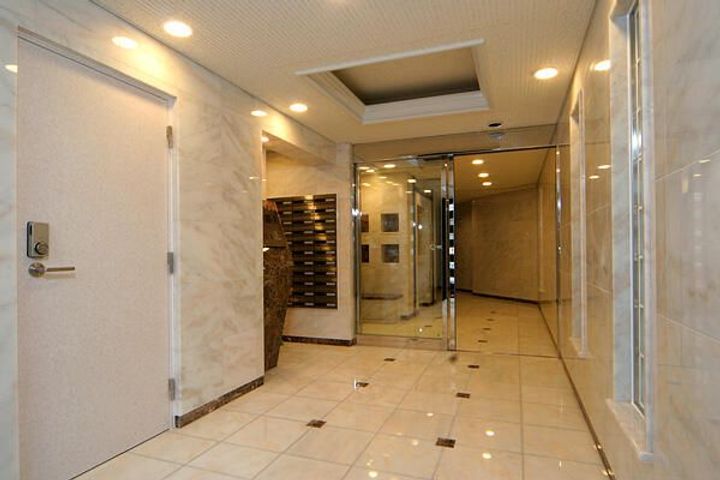 レジディア広尾IIの地図