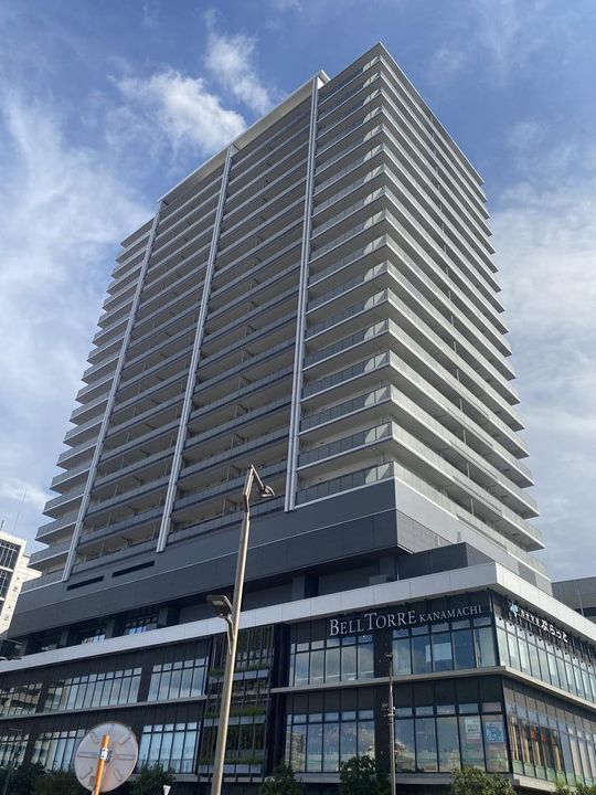 プラウドタワー金町の外観