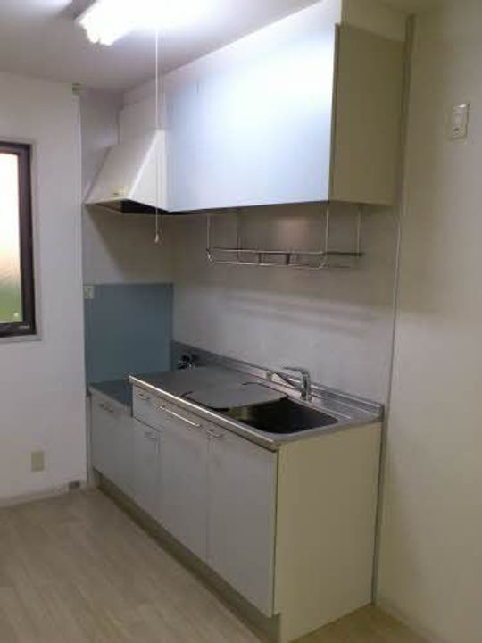 クレインフィールドII A棟のキッチン