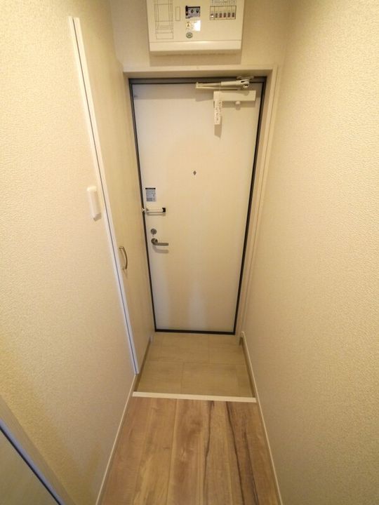 福岡県福岡市東区下原1(アパート)の賃貸物件の玄関