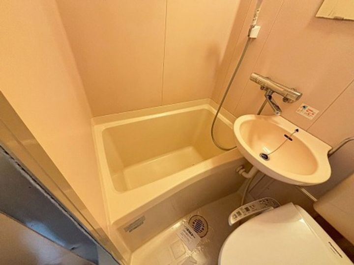 スタイルビルの風呂