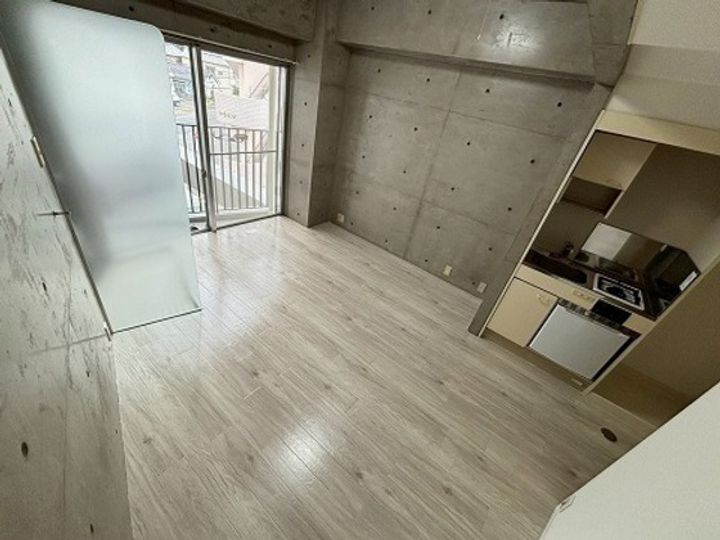 スタイルビルの居間