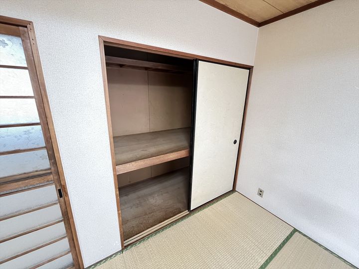 白樺コーポの内装