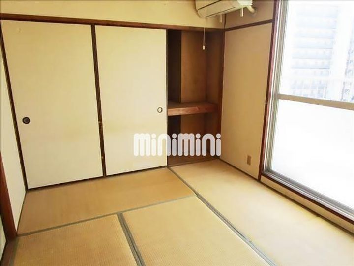 第2オーシャンビルの内装