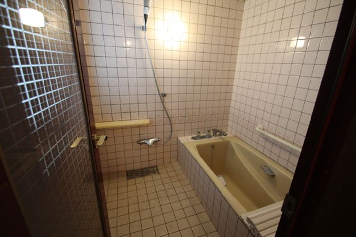 アルバ鹿田町の風呂