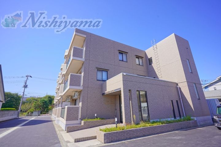 フリューゲルハイムの外観