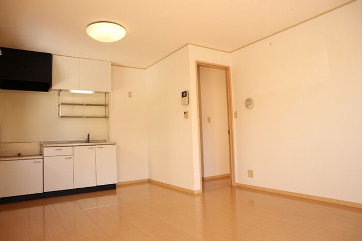 新潟県新潟市中央区鳥屋野4(アパート)の賃貸物件の居間