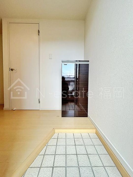 福岡県福岡市西区小戸4(アパート)の賃貸物件の玄関