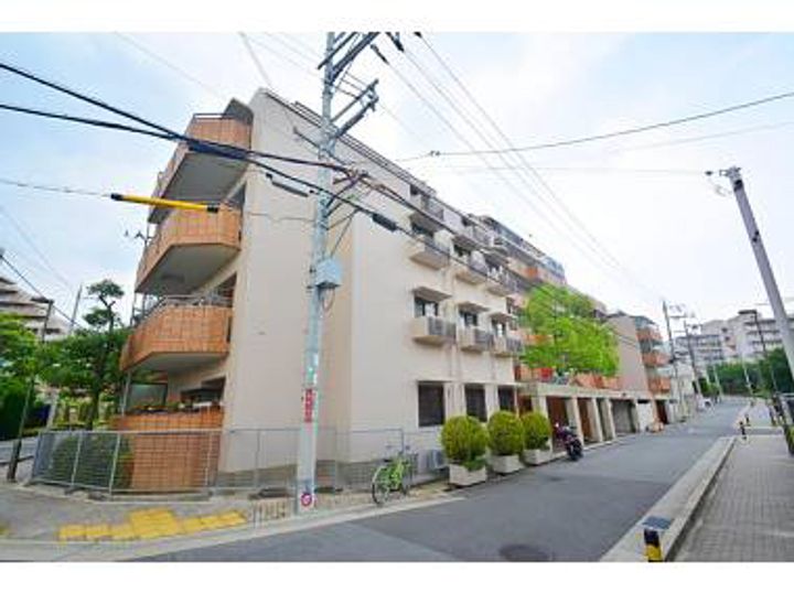 大阪府豊中市旭丘(マンション)の賃貸物件の外観