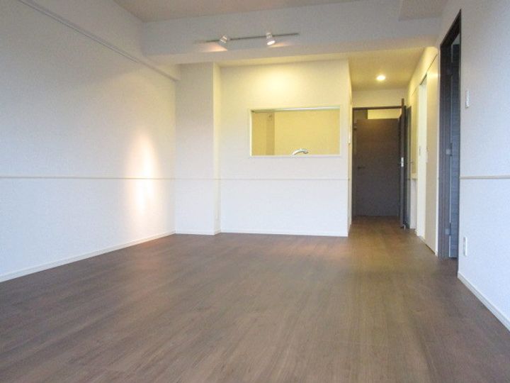 キュロコ玉川学園 東棟の居間
