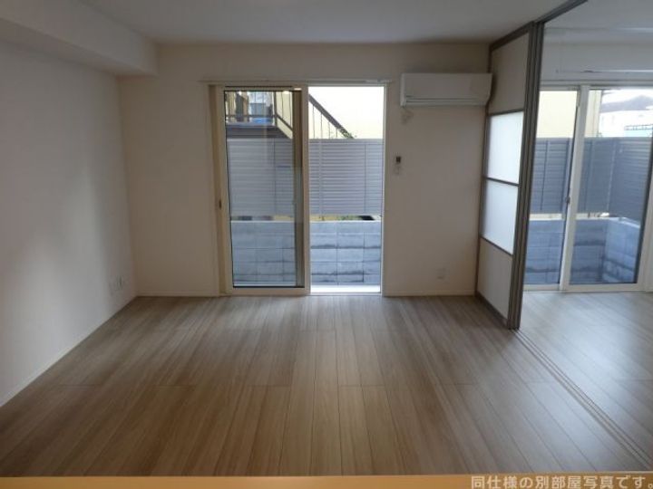 兵庫県伊丹市鋳物師2(アパート)の賃貸物件の内装