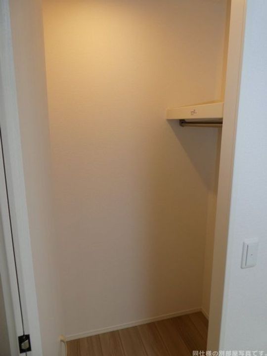 兵庫県伊丹市鋳物師2(アパート)の賃貸物件の内装