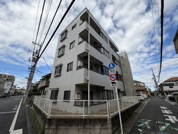 パストラルハイムの外観