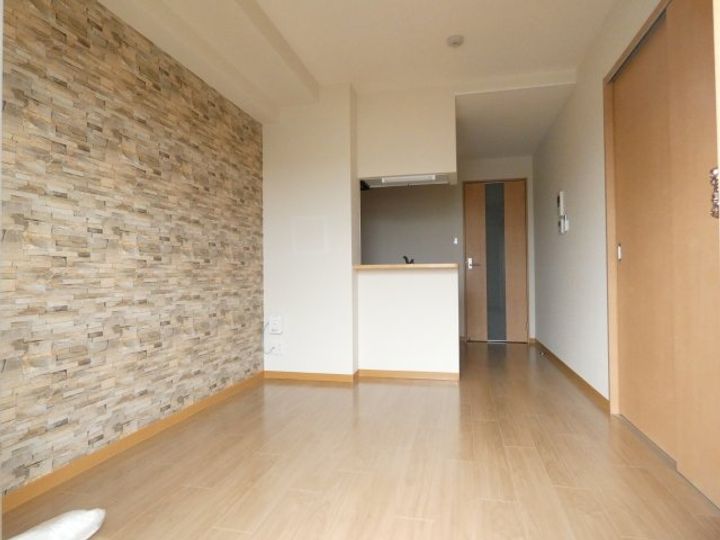 アクセルカクエイの居間