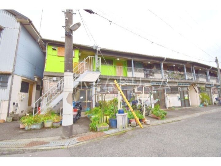 川口ハイツの外観