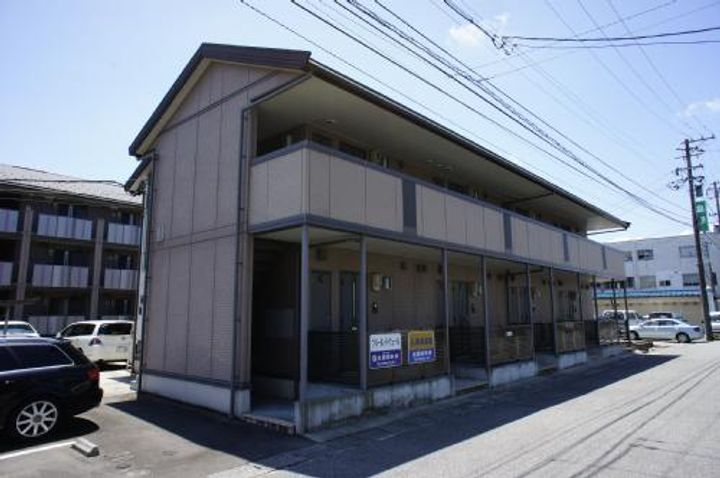 フルール・ド・ヴェールII棟の外観