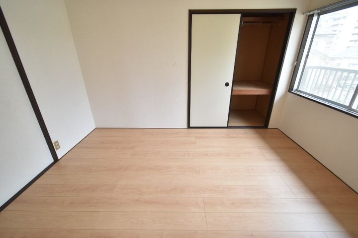 ウエストハイツ B棟の内装