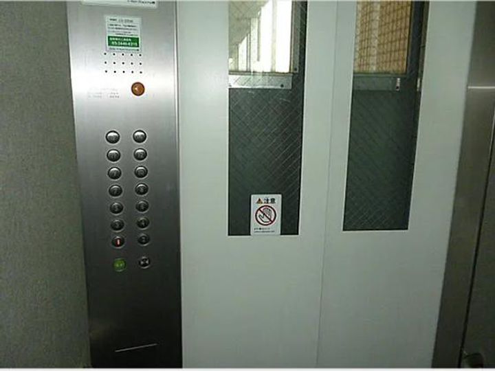 東京都中央区日本橋堀留町2の賃貸マンションの地図