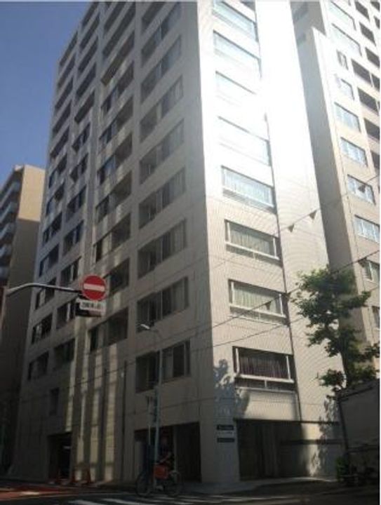 東京都中央区日本橋堀留町2の賃貸マンションの外観