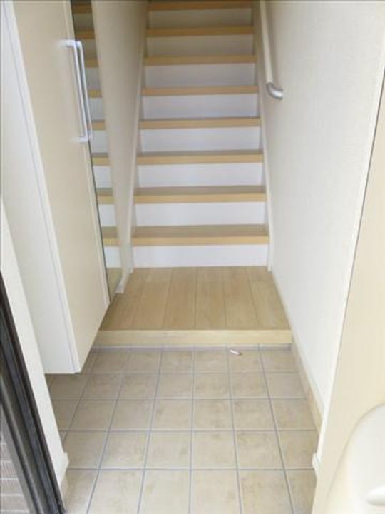 パルクおいだIの玄関