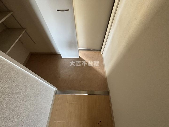 セレ グレージュの玄関