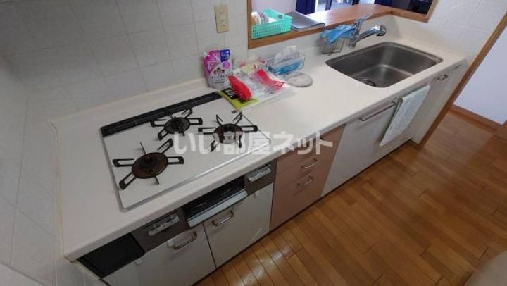 サーパス若水のキッチン