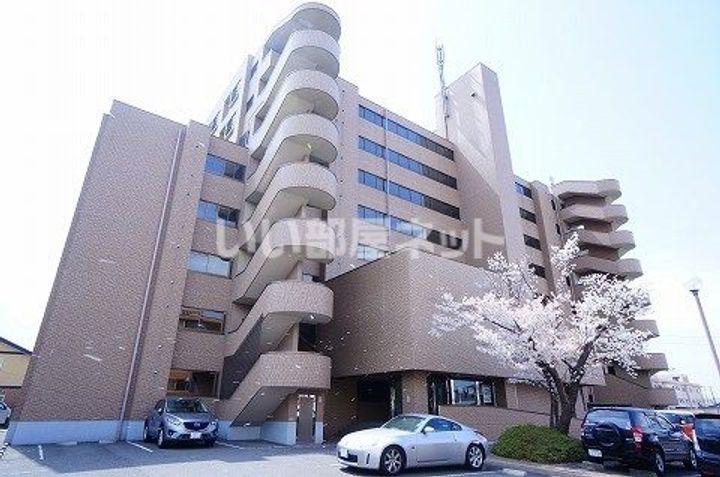 アネックスミカドの外観