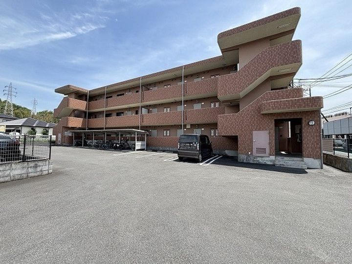 フォレストの外観