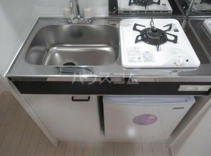 リブ町屋のキッチン