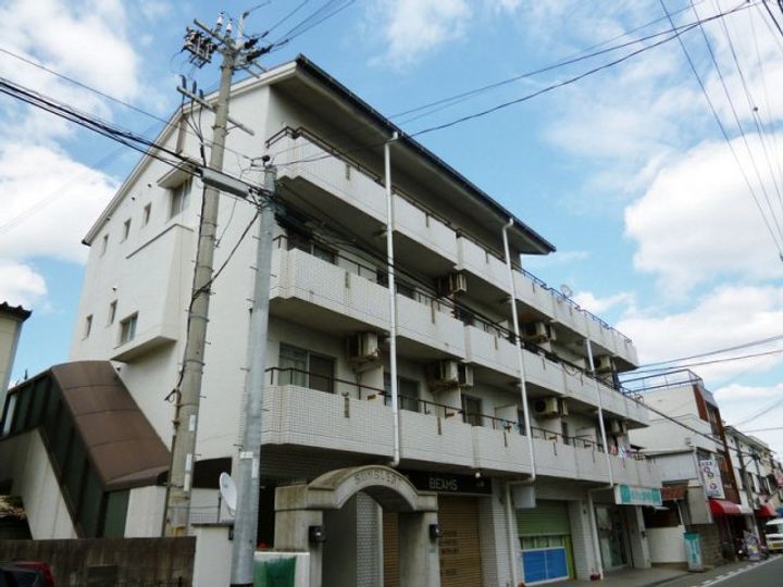 兵庫県西宮市笠屋町(マンション)の賃貸物件の外観