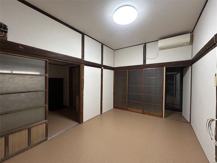 あさひ荘の居間