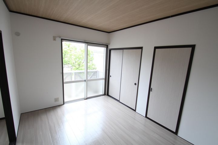 シャーロットタウン Bの内装