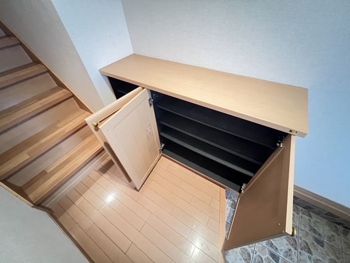 福岡県北九州市八幡西区石坂1(アパート)の賃貸物件の玄関