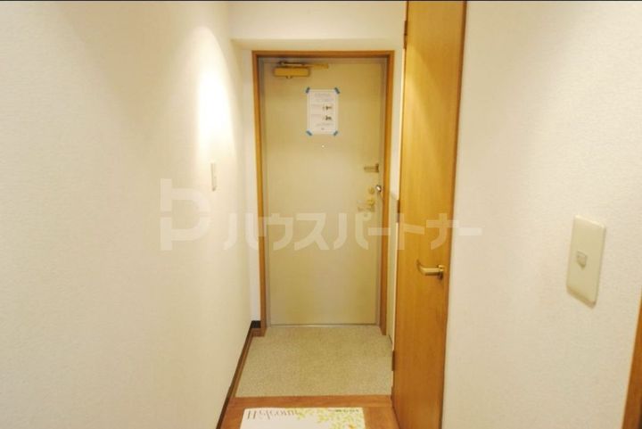 ファインクレスト南篠崎の玄関