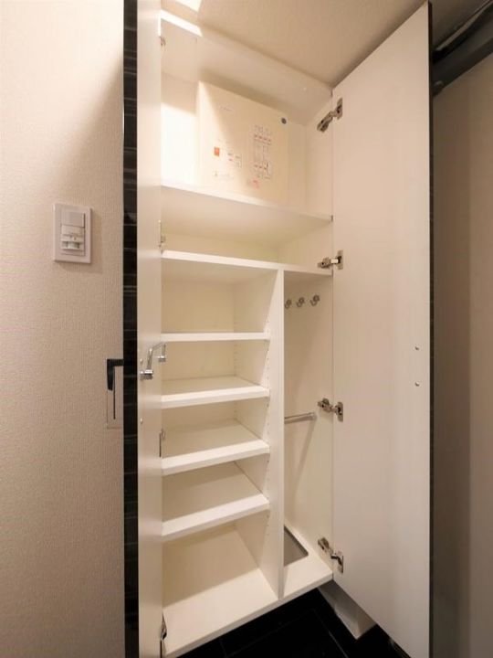 東京都港区三田2(マンション)の賃貸物件の内装