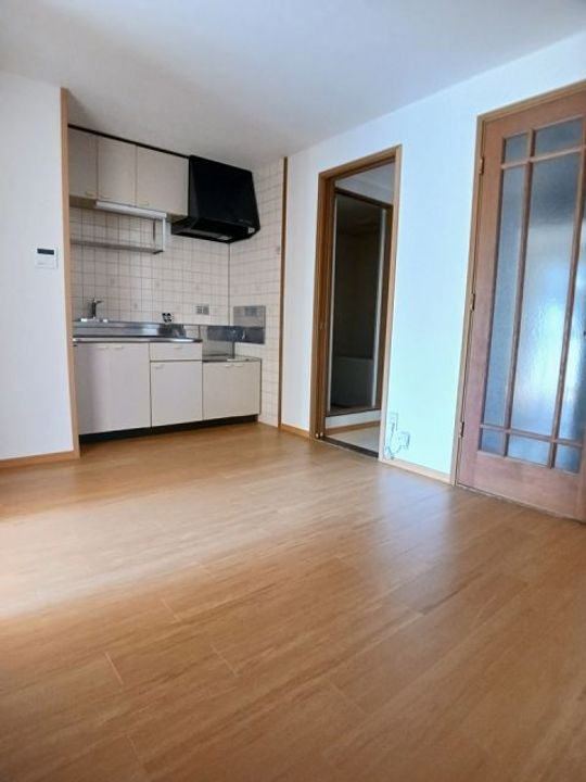 兵庫県加古川市加古川町溝之口(アパート)の賃貸物件の居間