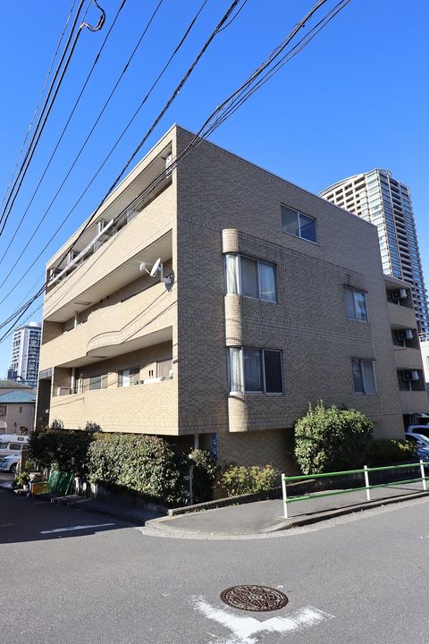 アリエル三田の外観