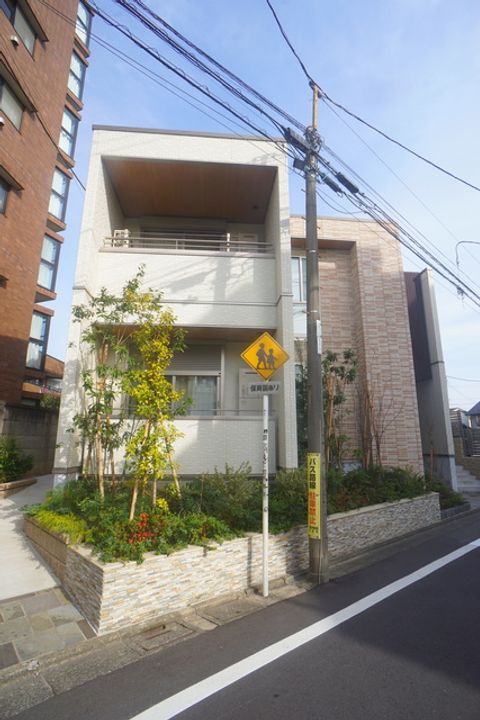 アルフラット浜田山の外観