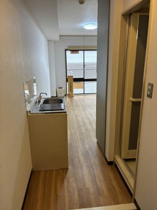 森島ビルIIの玄関