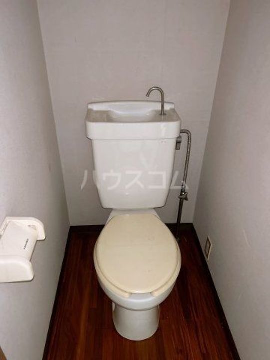 ハイツ成川の内装