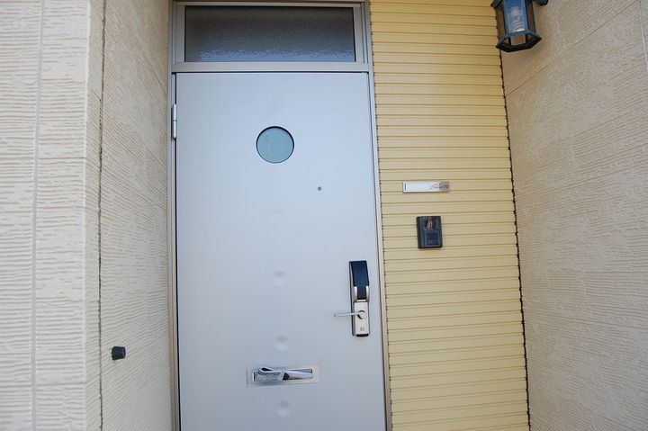 宮城県亘理郡亘理町逢隈中泉字大原(一戸建)の賃貸物件の玄関